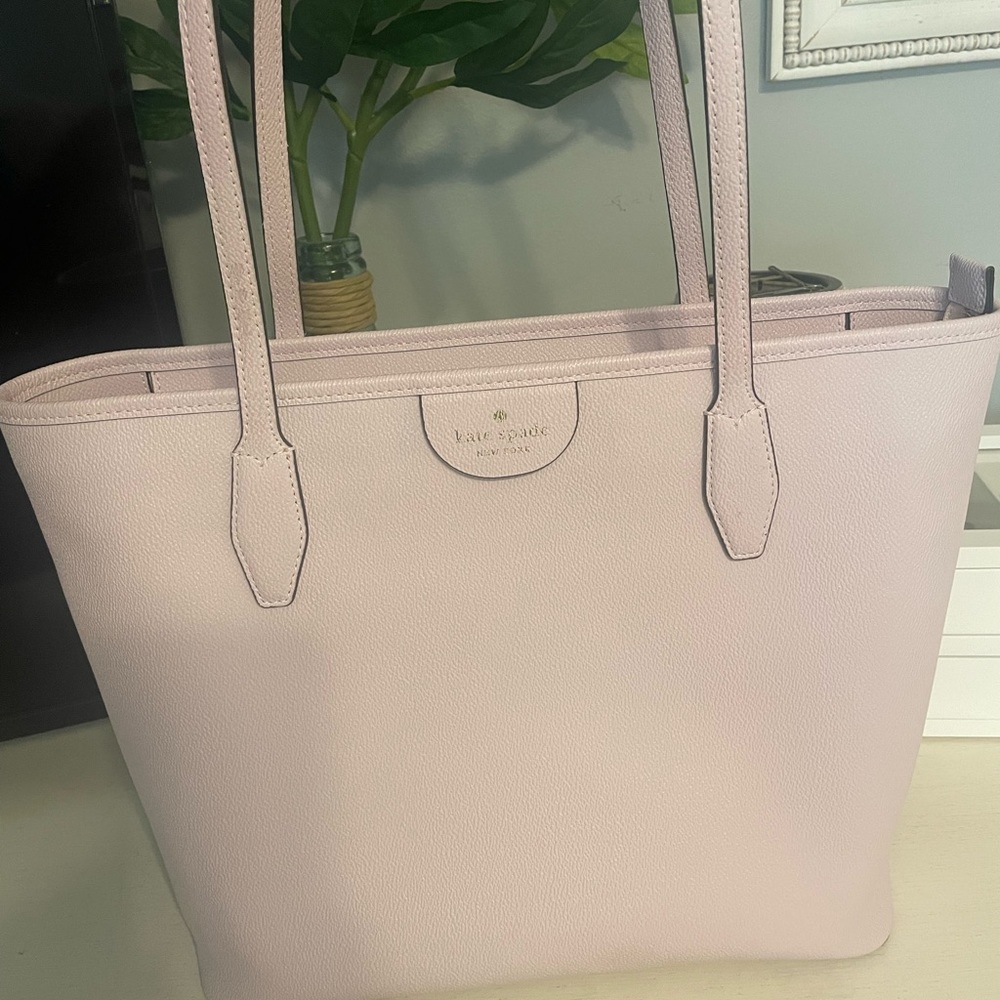 Kate Spade New York Tote